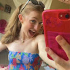 Meet your Posher, Karina